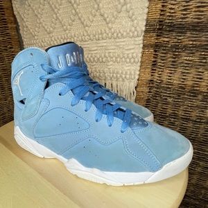 Jordan retro 7 Pantone Shoes men’s size 7.5 woman’s 9 blue